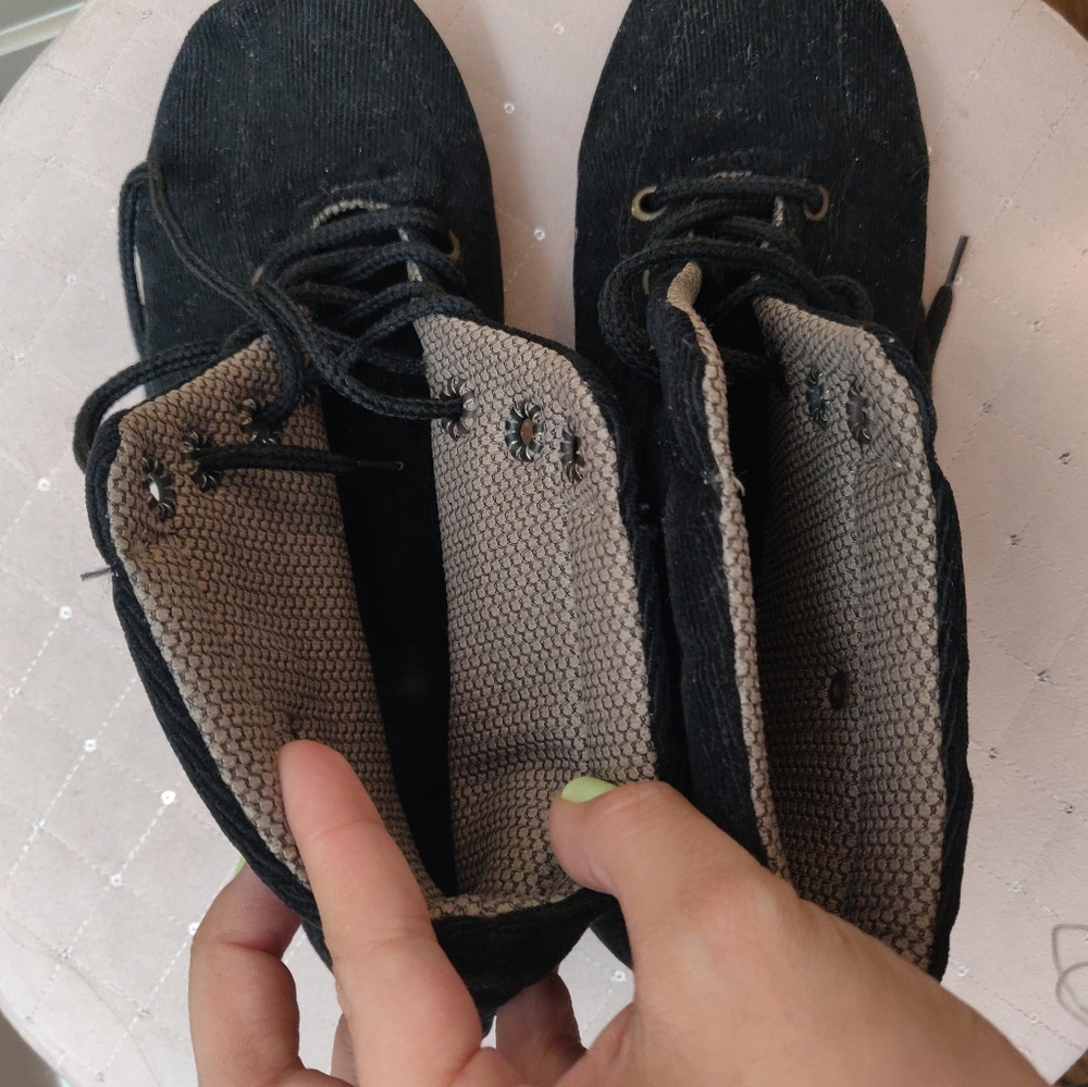 Cute black booties - Picture 4 of 6